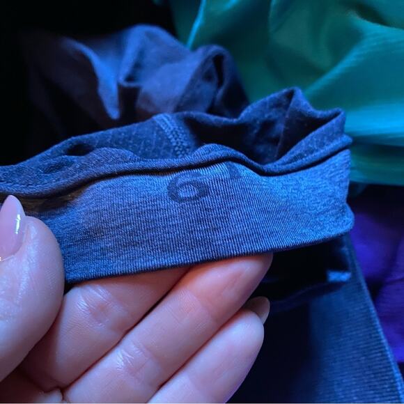 Lululemon In The Flow Crop II Heathered Inkwell Gray Size 6 Yoga - Picture 3 of 11
